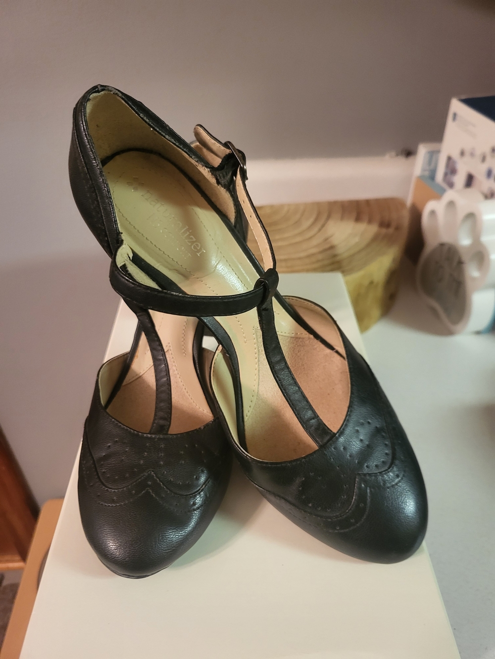 Naturalizer N5 Comfort Black Leather Mary Jane Heels Size 7.5